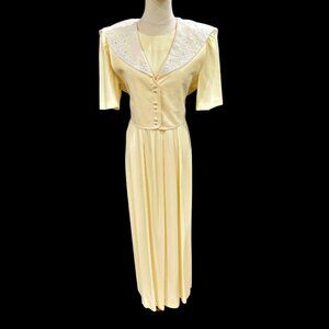 NEW JBS Tie Back Maxi Dress Size 10 Yellow Bib Collar Pleated Easter Cottage VTG